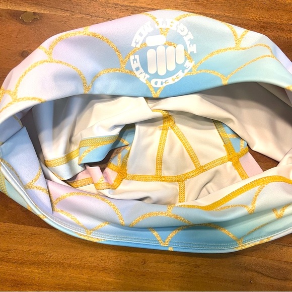 EUC Feed Me Fight Me shorts, size small - Picture 4 of 5